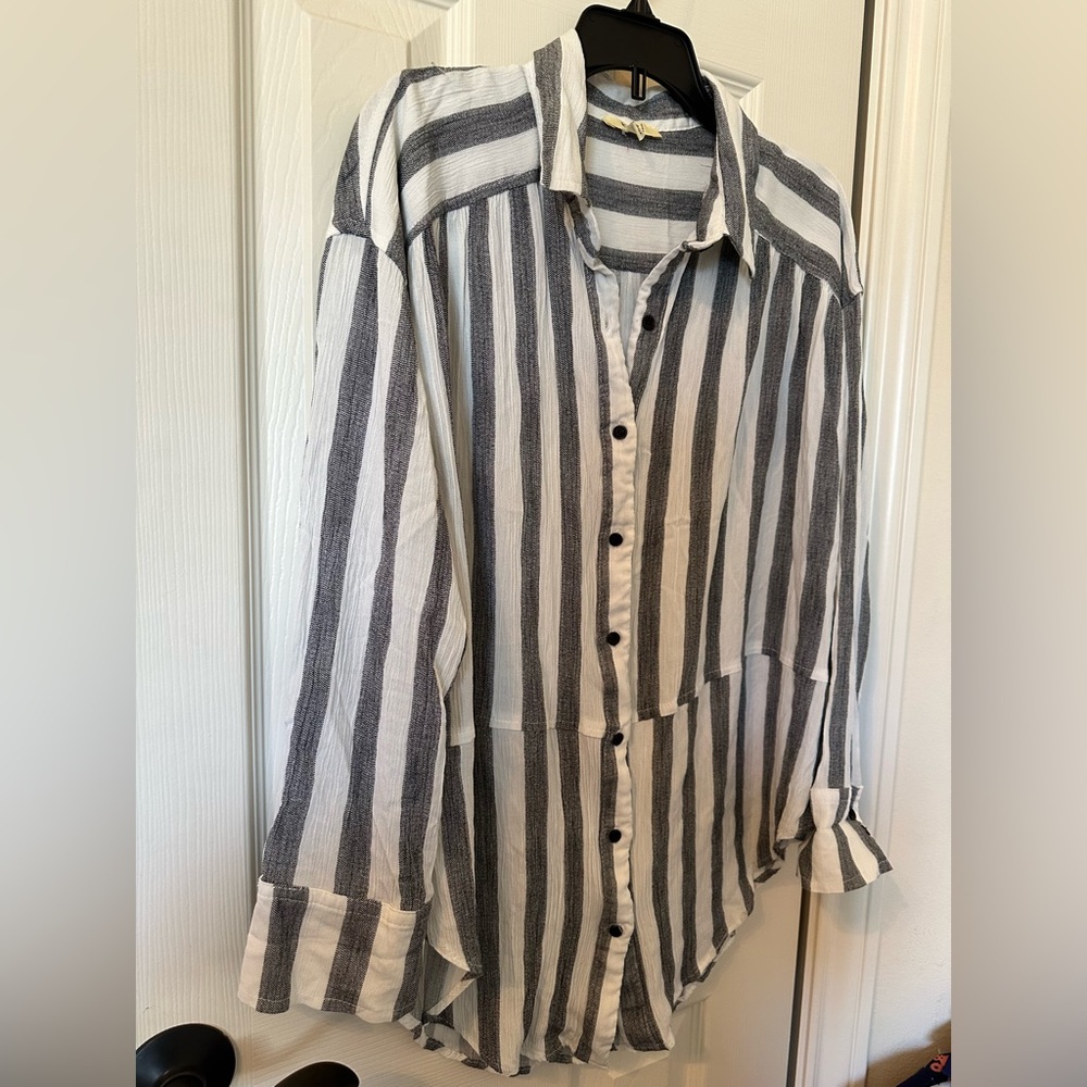 KORI America stripe button down collared blouse size Small